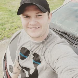 Meet your Posher, Louis